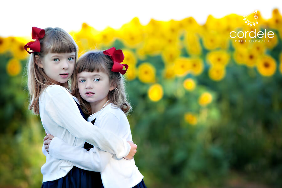 sunflower-field-portrait-sessions-fall-colby-farm