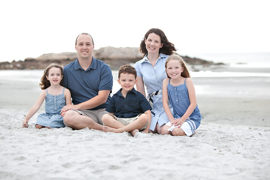 Wingaersheek Beach Summer Family Portraits