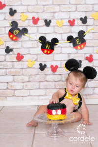 Boy cake smash session Andover